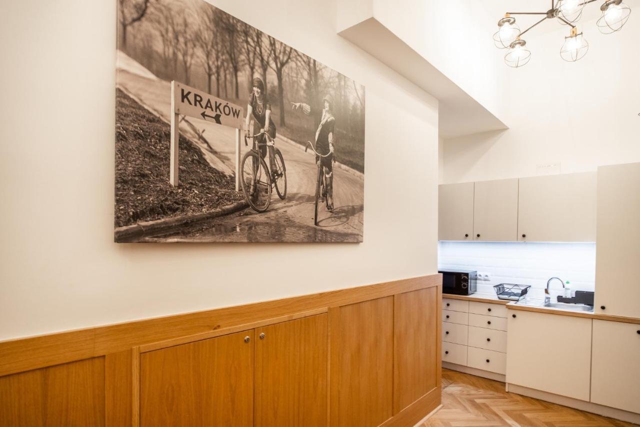 Tower Street Apartments Krakow Bagian luar foto